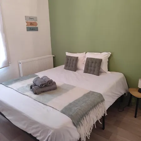 Апартаменты L'escale Saumuroise *